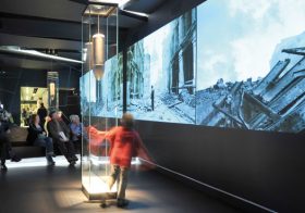 Sophisticated Exhibition-Making: When is a story not a story?